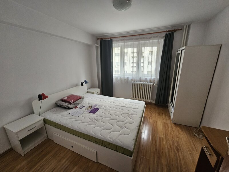 Direct proprietar, ap. 2 cam. Parcul Regina Maria.