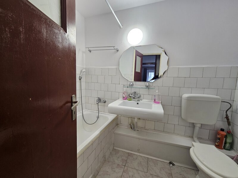 Direct proprietar, ap. 2 cam. Parcul Regina Maria.